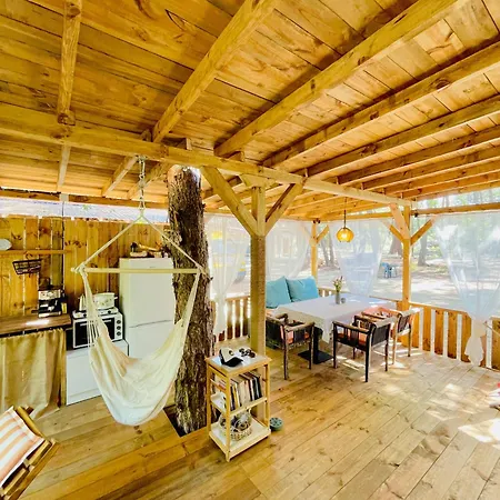 каравана безвремие Camping Chernomorets