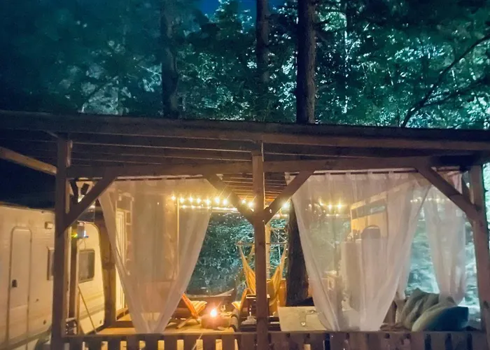 каравана безвремие Parque de Campismo Chernomorets