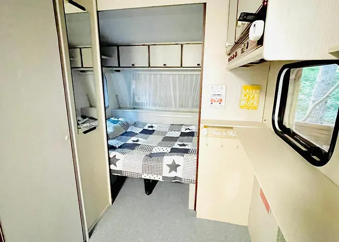 אתר קמפינג каравана безвремие