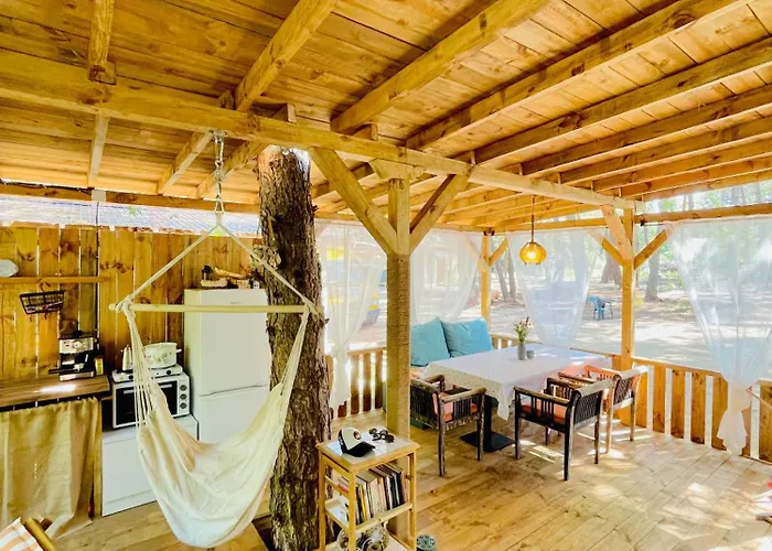 каравана безвремие אתר קמפינג צ'רנומורץ